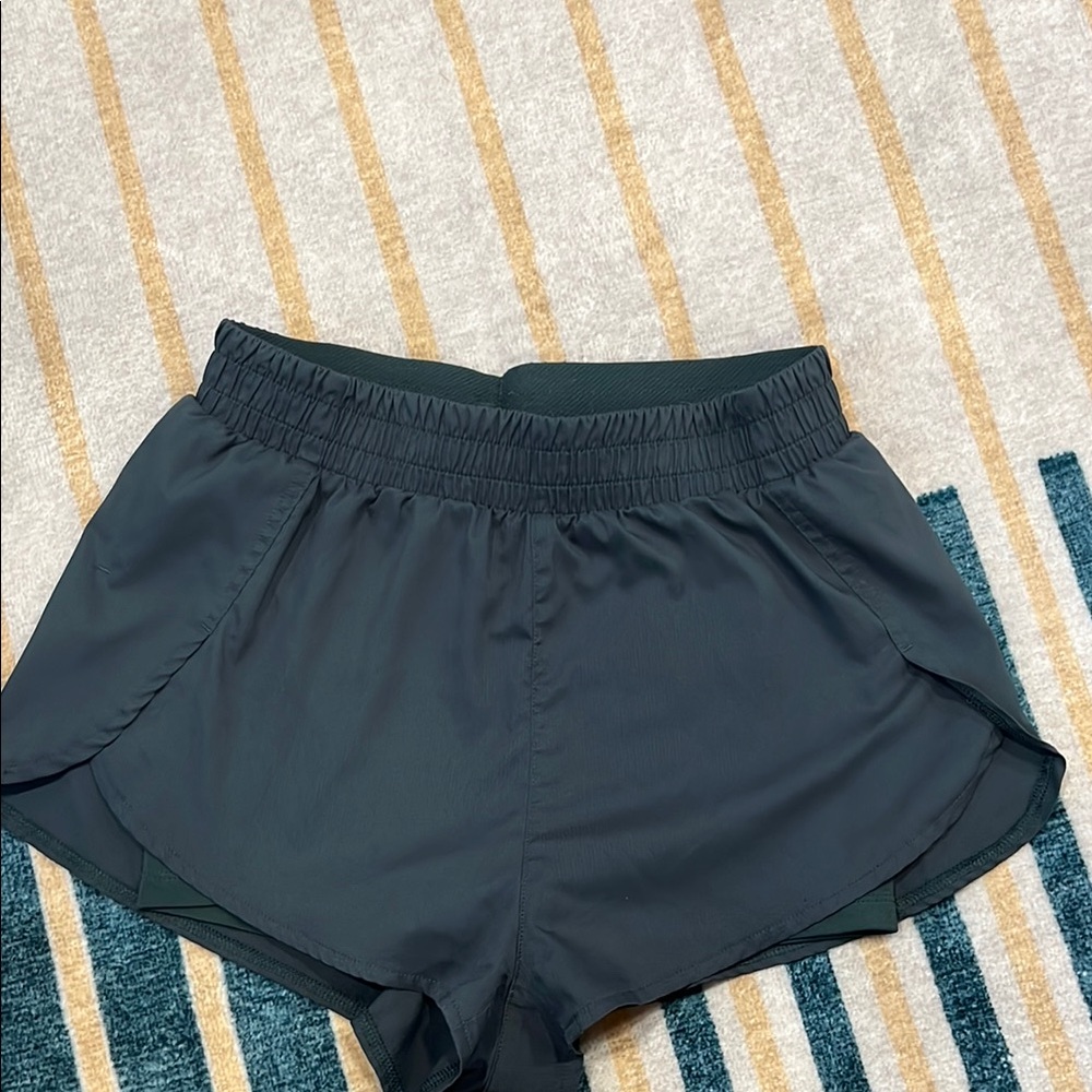 Girlfriend Collective Trail Shorts